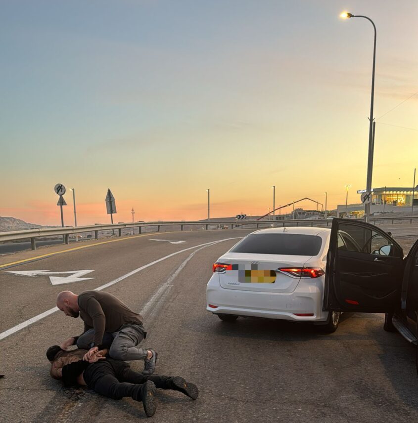 מעצר החשוד באונס. צילום: דוברות המשטרה