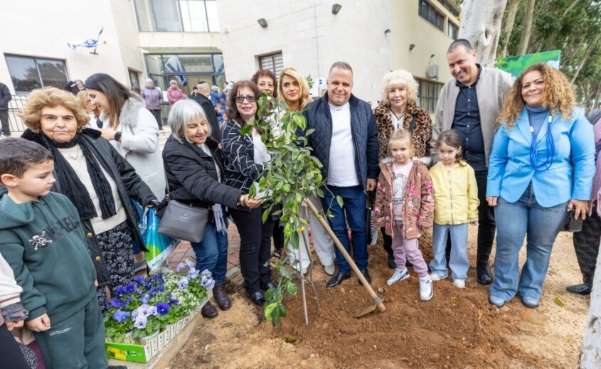 נטיעות ט"ו בשבט. צילום: סיון מטודי