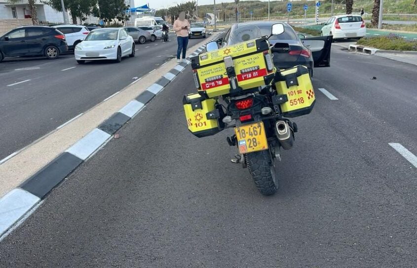 זירת התאונה ברחוב אריאל שרון. צילום: תיעוד מבצעי מד"א