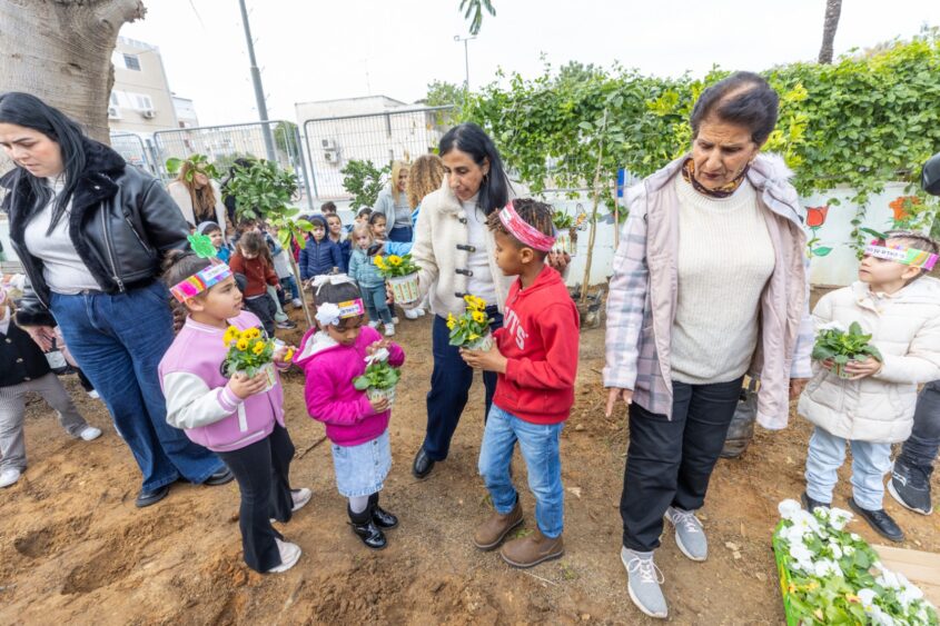 נטיעות ט"ו בשבט. צילום: סיון מטודי